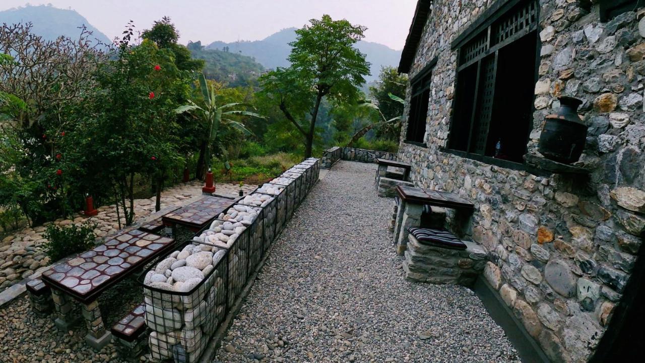 River Edge Resort Nepal Benighāt Екстериор снимка